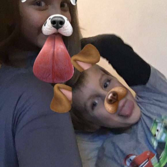 Meet your Posher, Lizzie - Picture 3 of 9